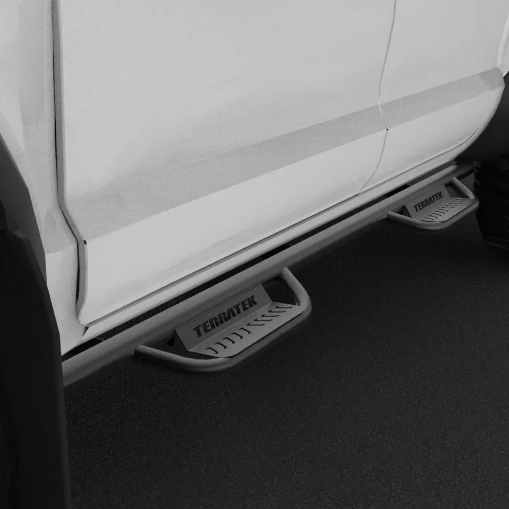 Estribos para Camioneta Nissan NP300 - Terratek Auto Accesorios