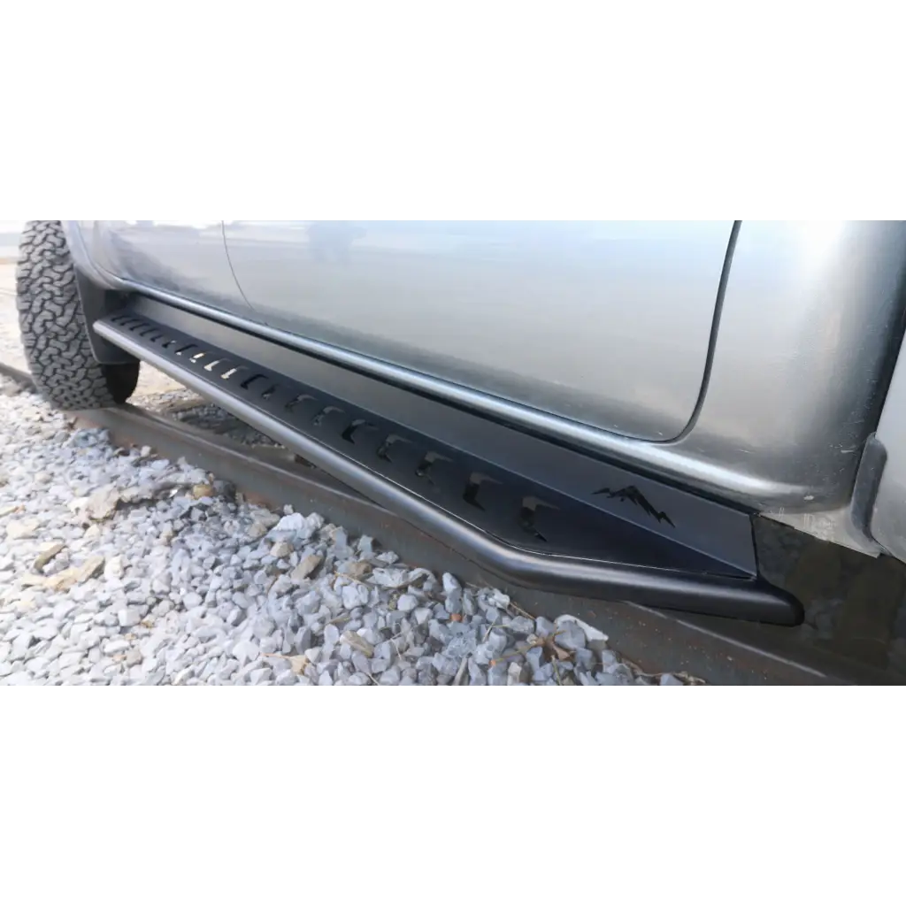 Estribos Toyota Tacoma - Terratek Auto Accesorios