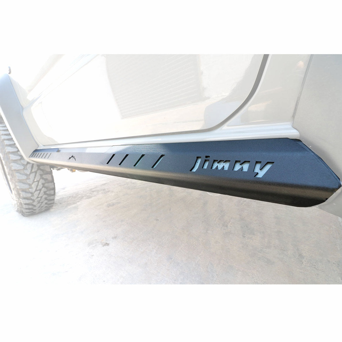 Estribos Aluminio Suzuki Jimny - Terratek Auto Accesorios
